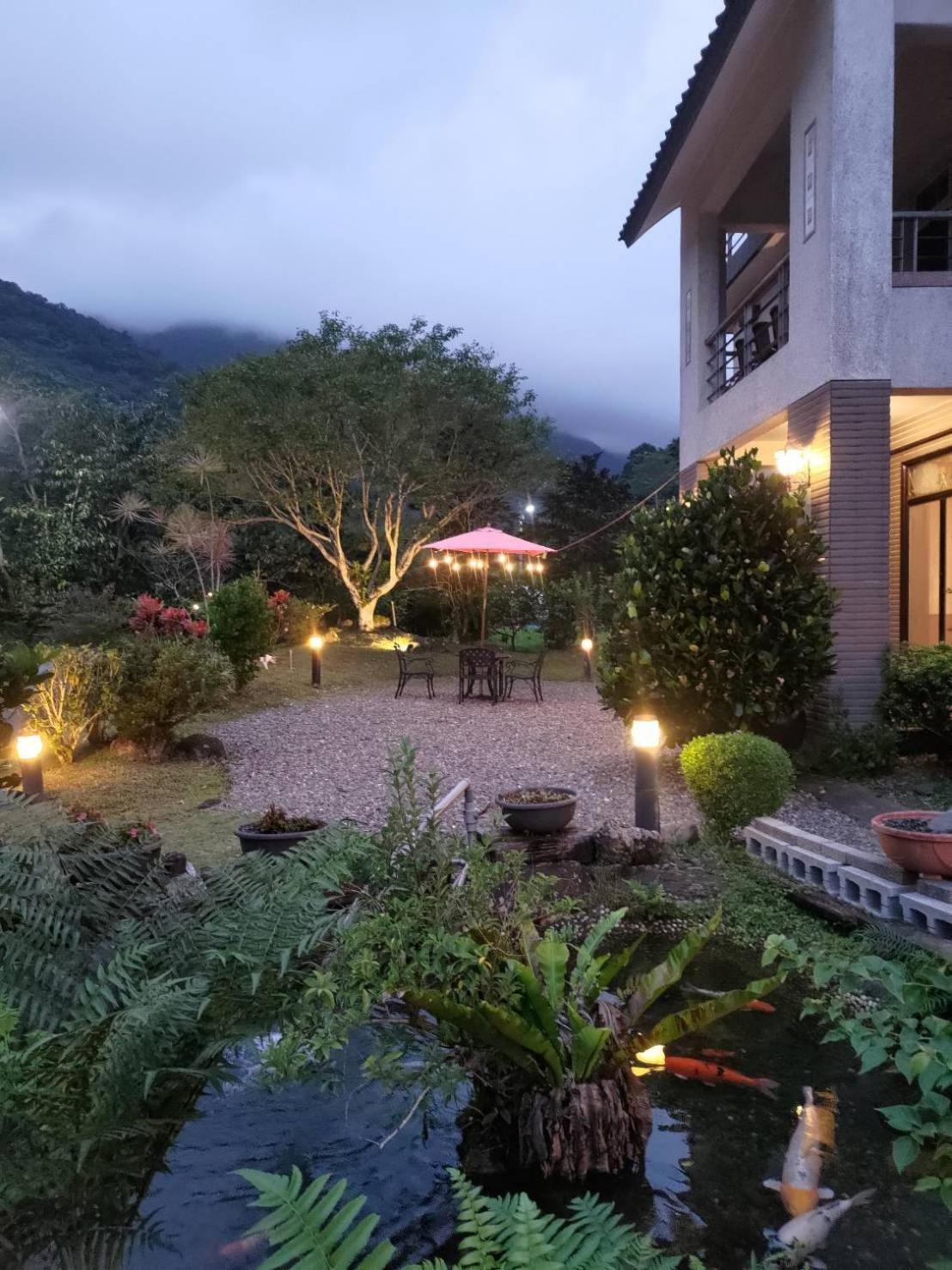 Left Bank Bnb Jiaoxi Extérieur photo