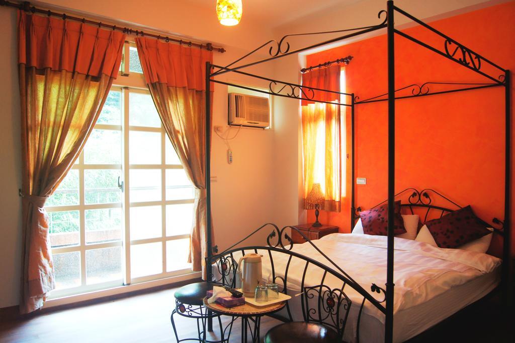Left Bank Bnb Jiaoxi Extérieur photo